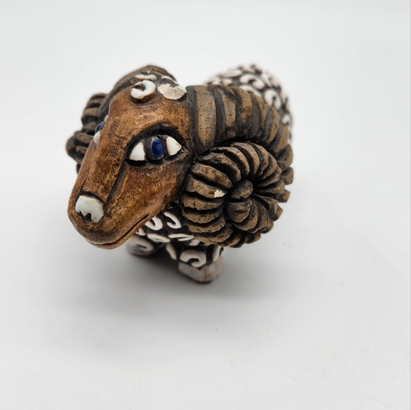 Vintage Artesania Rinconada (Uruguay) "Ram" Sheep Art Pottery Enamel Figurine - Picture 3 of 8